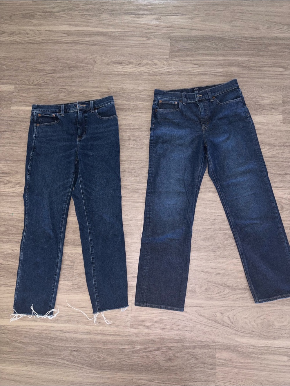 J.Crew Jeans Bundle // Size 27 Lot of 2 Dark Wash
Denim Mid Rise & Vintage Crop